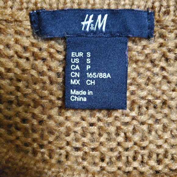 Mustard yellow sweater size small by h&m , very oversized,  beautiful de… - Picture 4 of 5